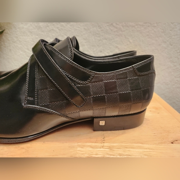 Louis Vuitton Mens Black Delaware Buckle In Damier Embossed Leather Size10 Shoes - Picture 7 of 13